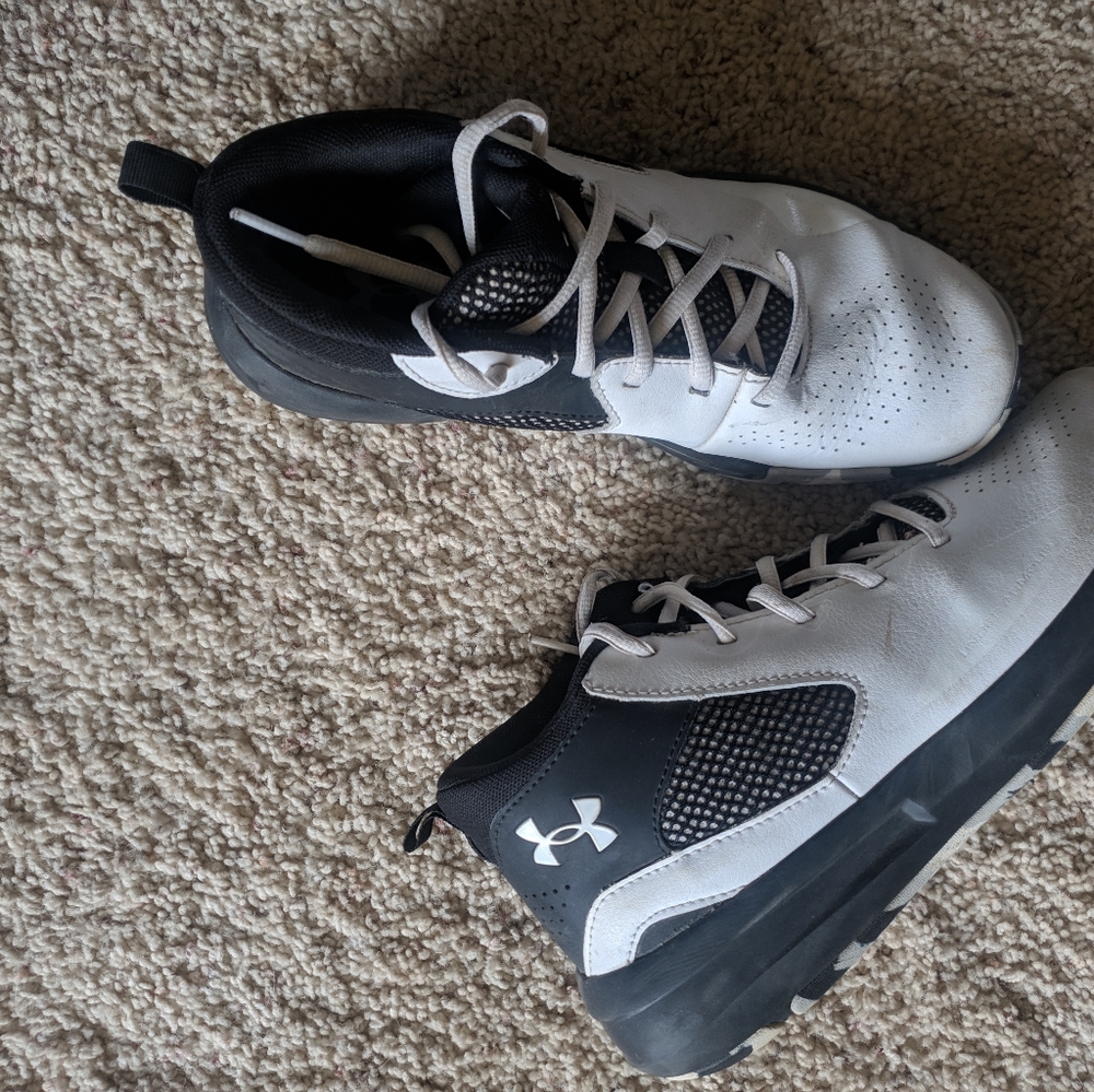 Under Armour High Top Tennis